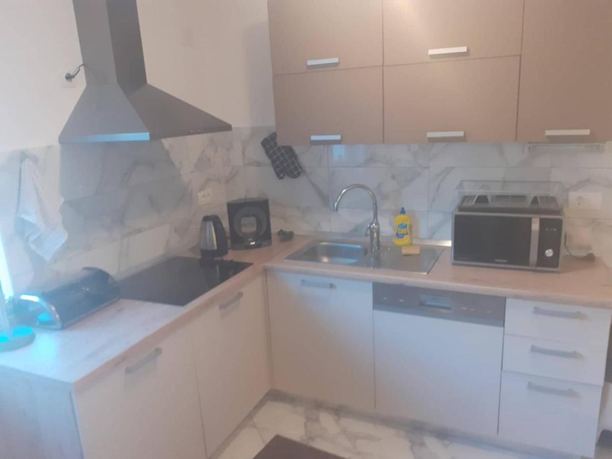 Apartments Ljubas II Opatija Veprinac Exterior foto